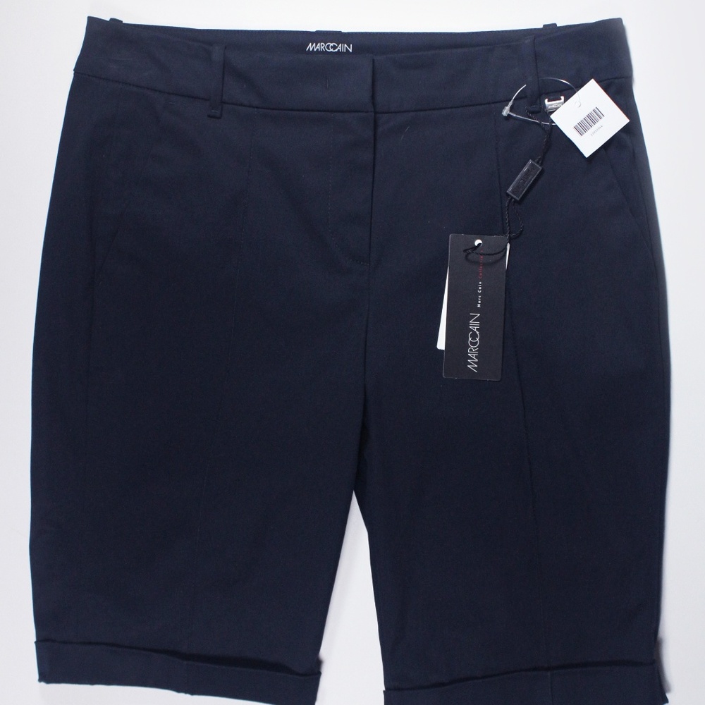 Navy Bermuda Shorts Marc Cain